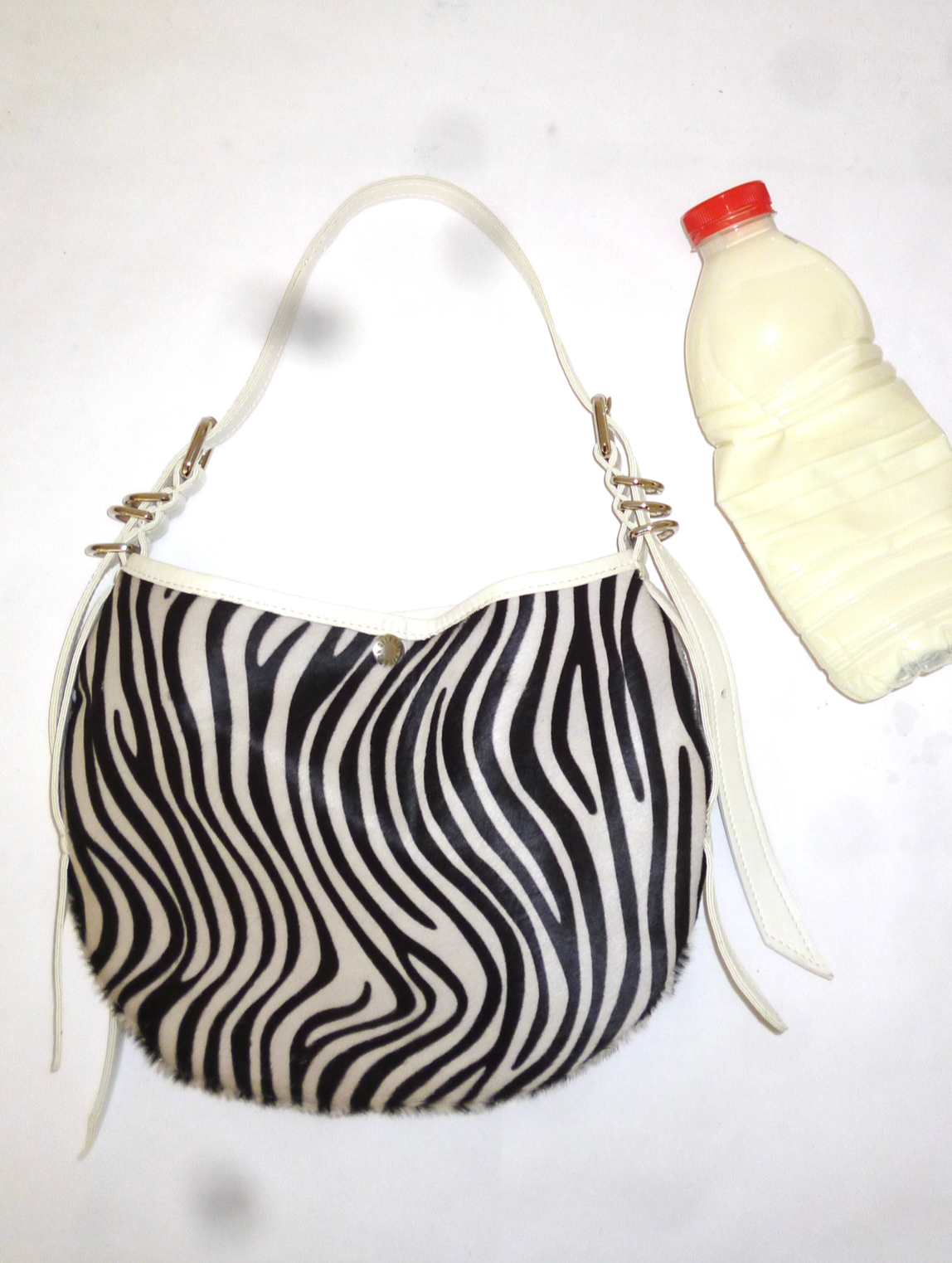 HONEY "Petite" Zebra